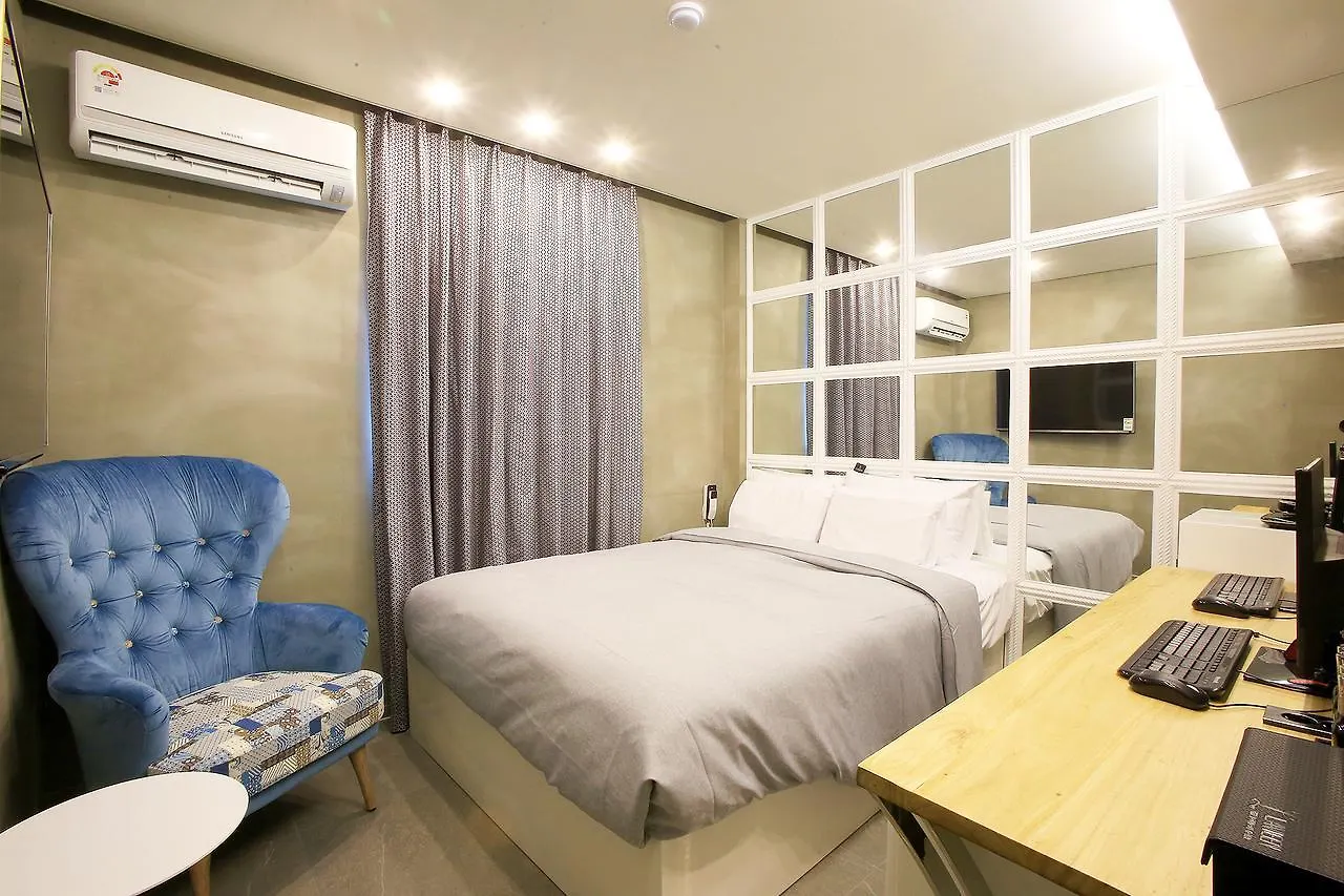 סיאול Hotel Lavieen